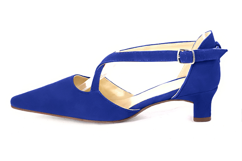 Electric blue women's open side shoes, with crossed straps. Tapered toe. Low kitten heels. Profile view - Florence KOOIJMAN